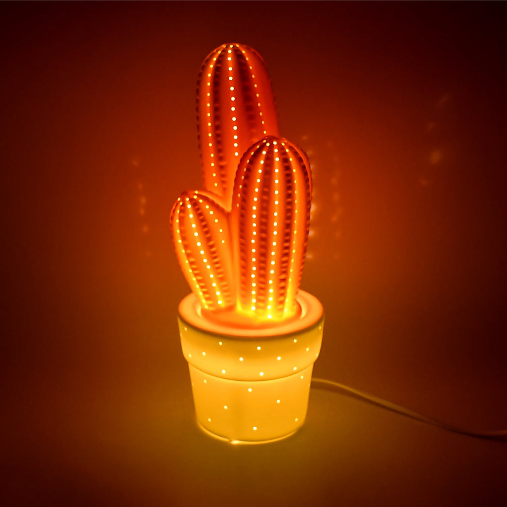 Big ceramic table lamp with elegant design for desk or table
