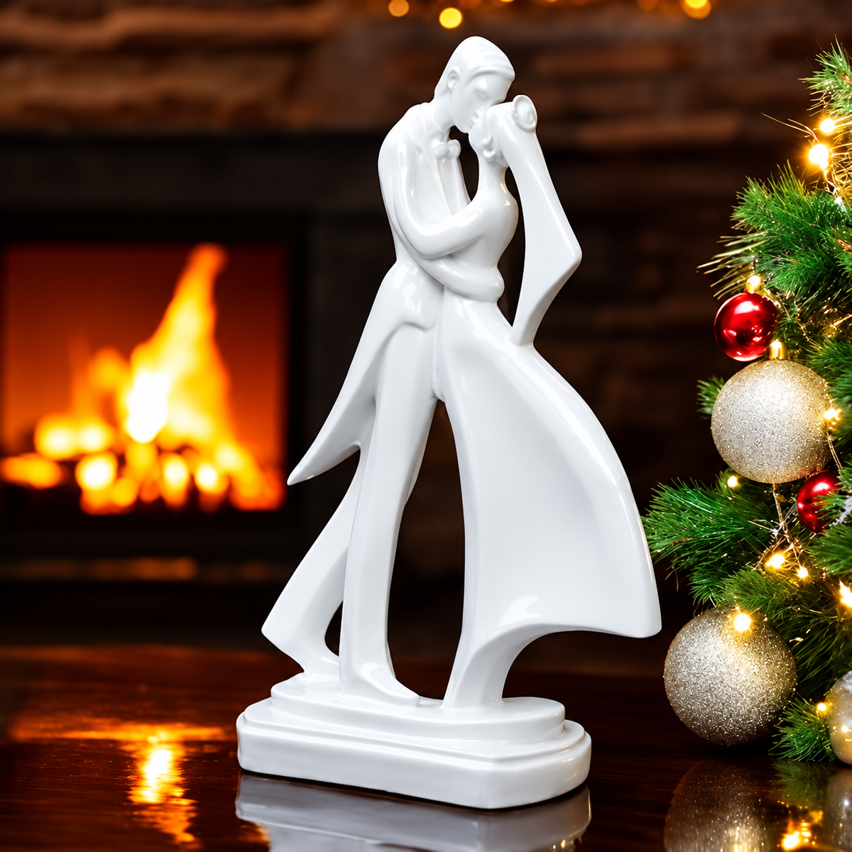 Elegant Wedding Couple Figurine – Romantic White Resin Bride & Groom Statue