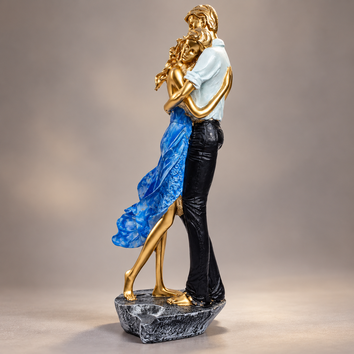 Romantic Couple Showpiece – Elegant Gold & Blue Dancing Couple Statue for Home Décor, Anniversary & Wedding Gift