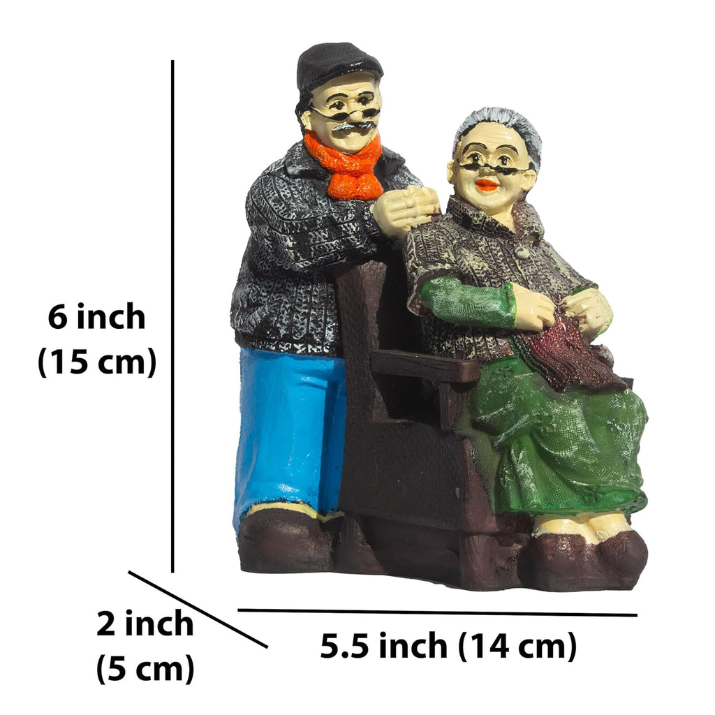Enduring Companionship Polyresin Elderly Couple Figurine – Nostalgic Heartwarming Home Decor Showpiece for Living Room
