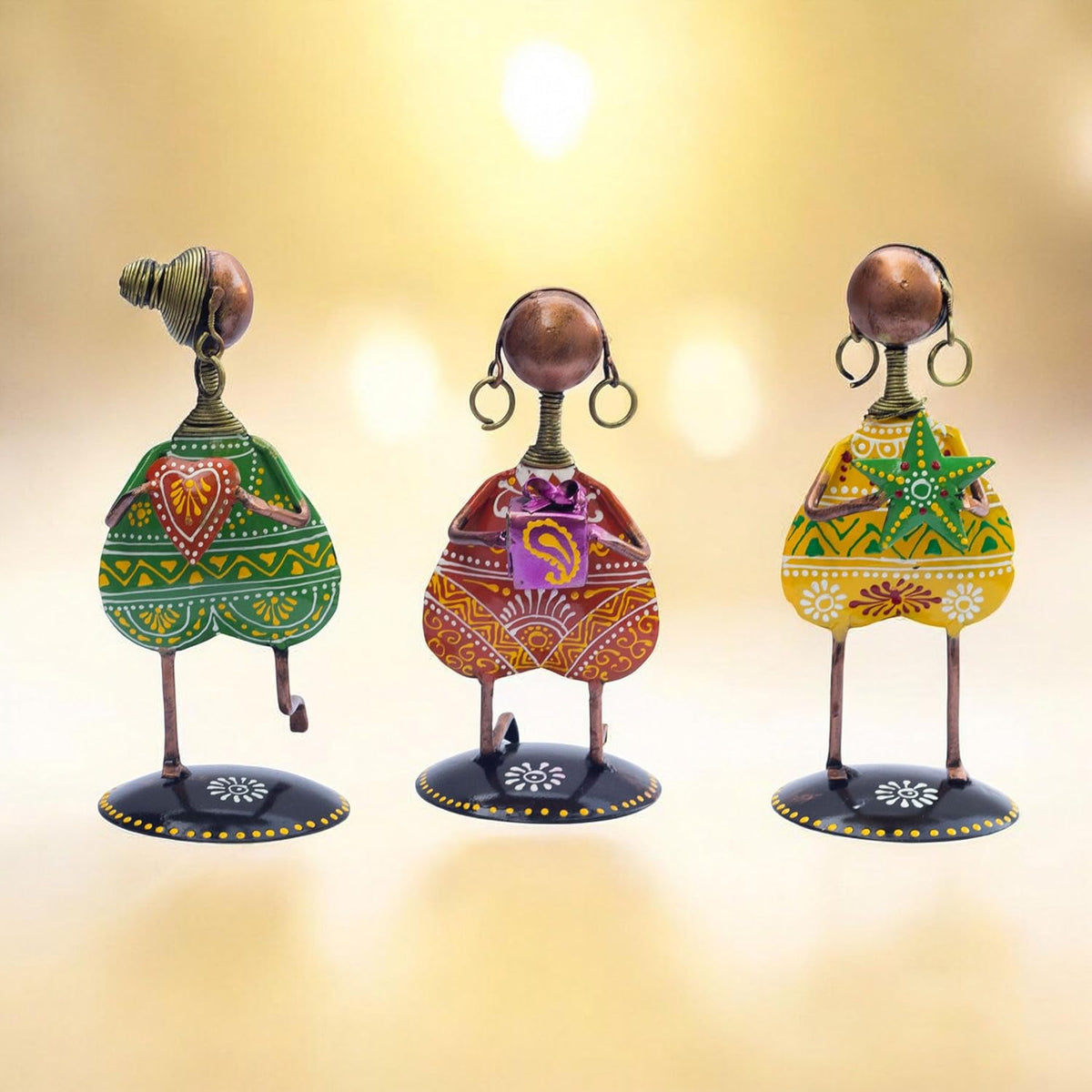 3-Piece Love Figurine Set – Metal Handmade Romantic Gift for Valentine's, Anniversaries, Birthdays & Special Occasions