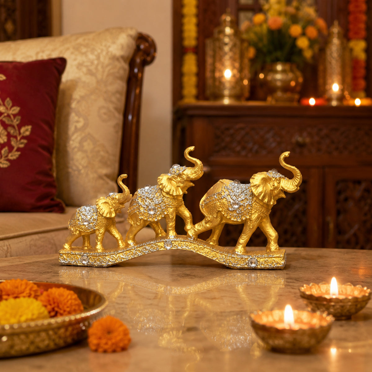 Gold Elephant Family Showpiece, 3 Elephants, Resin, 13 Inch