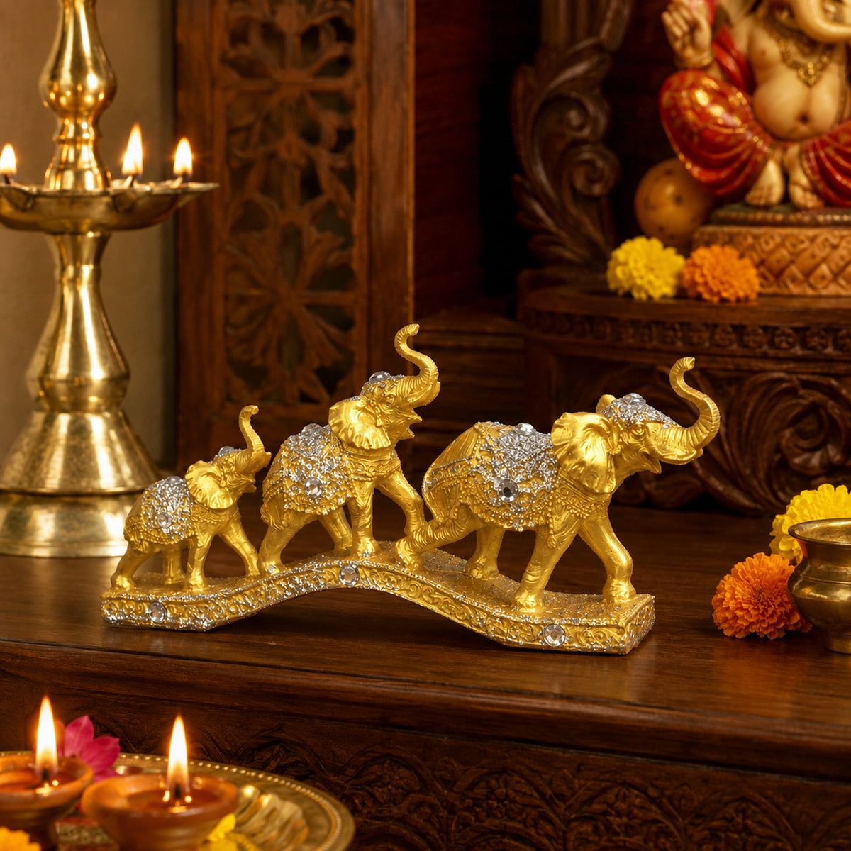 Gold Elephant Family Showpiece, 3 Elephants, Resin, 13 Inch