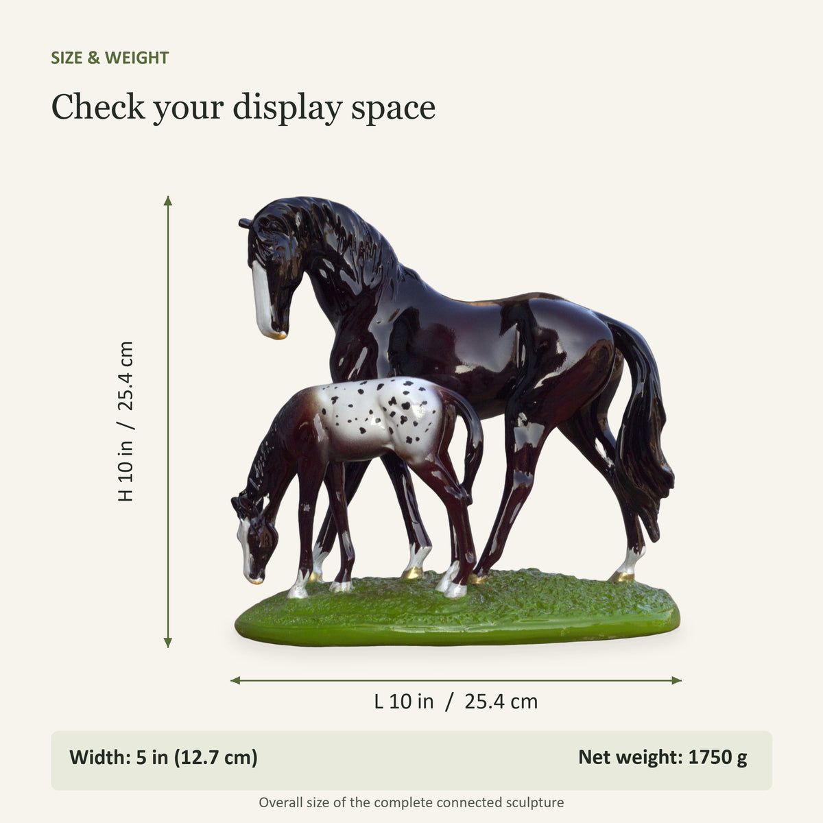 Horse Family Showpiece, Resin Horse and Foal Statue, 10 Inch